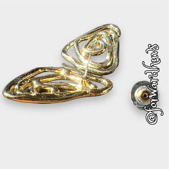 Avon Large Triangular Gold Tone Swirl Earrings - Picture 6 of 8